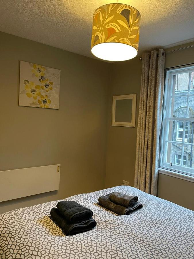 One Bedroom Websters Land Flat - Grassmarket Единбург Екстериор снимка