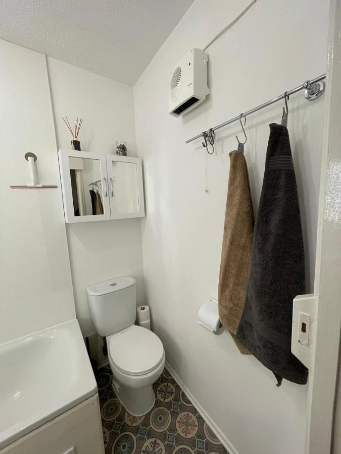 One Bedroom Websters Land Flat - Grassmarket Единбург Екстериор снимка